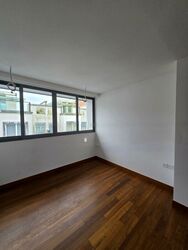 Hillcrest Road (D11), Terrace #464980111